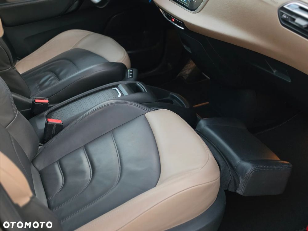 Citroën C4 Picasso - 26