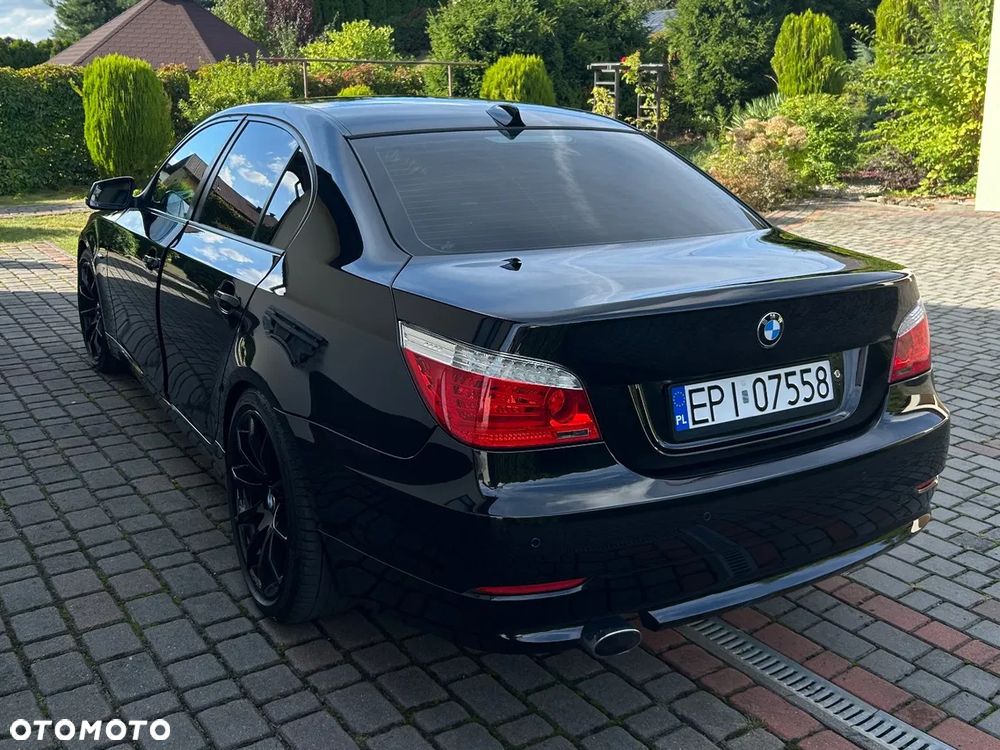 BMW Seria 5 520d Edition Lifestyle - 4