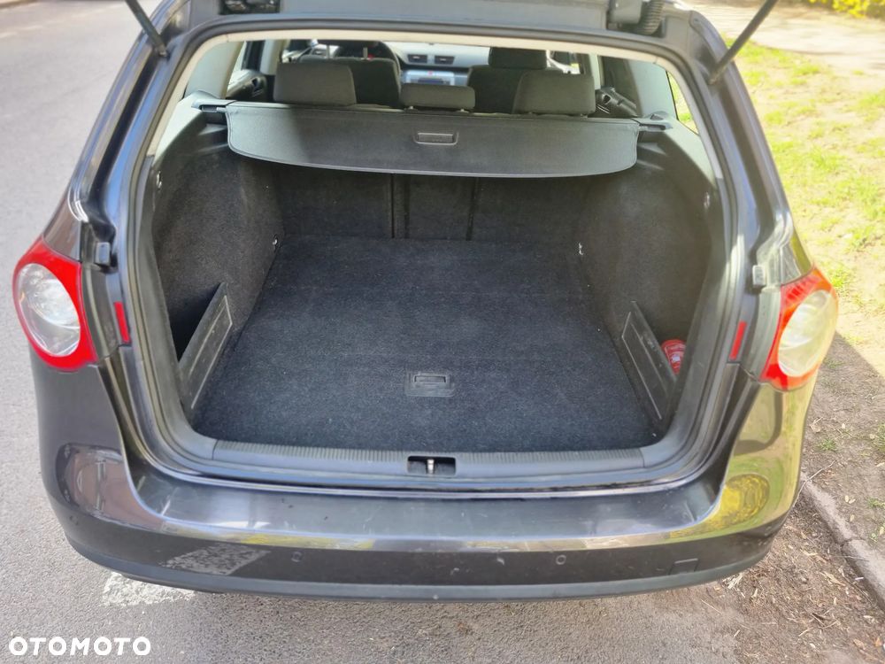 Volkswagen Passat - 9