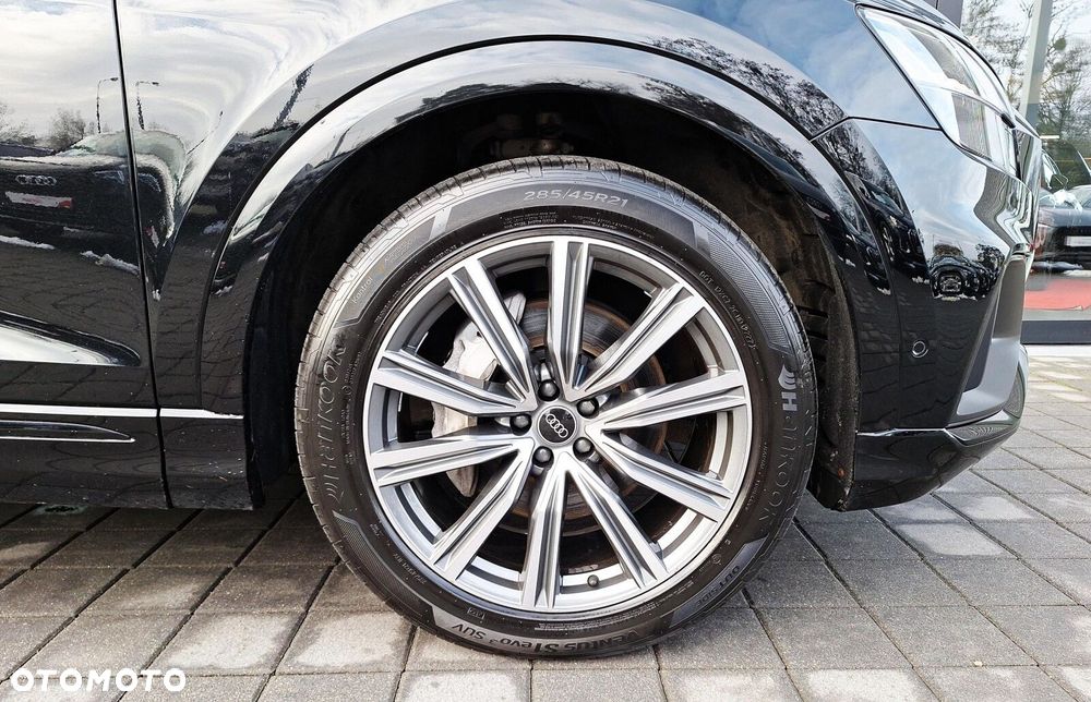 Audi Q8 - 30
