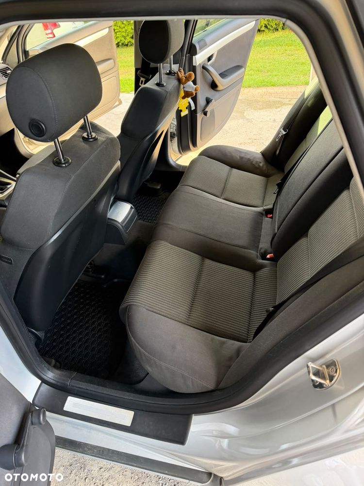 Audi A4 Avant - 6