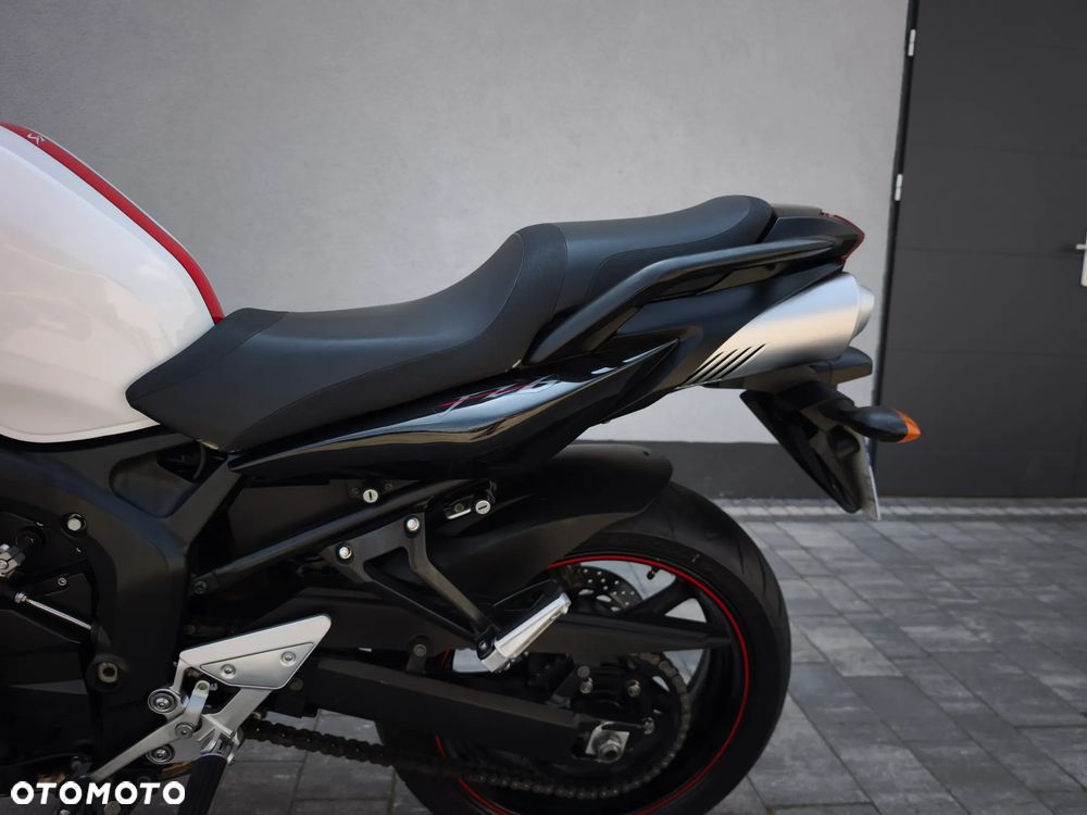 Yamaha FZ6 - 9