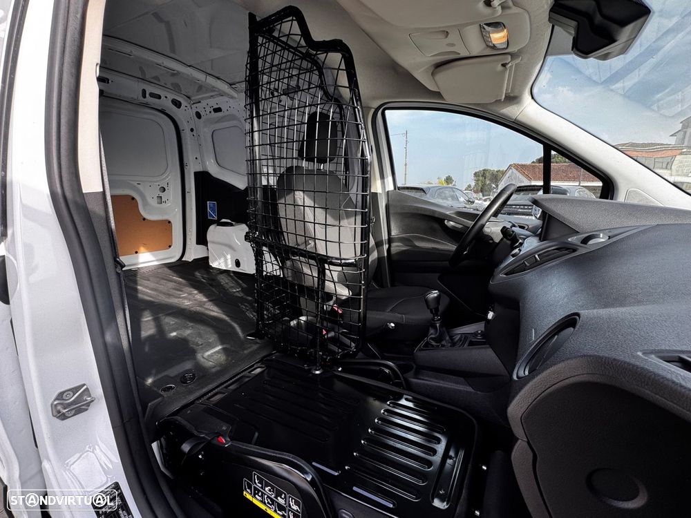 Ford Transit Courier 1.5 TDCi Limitada - 13