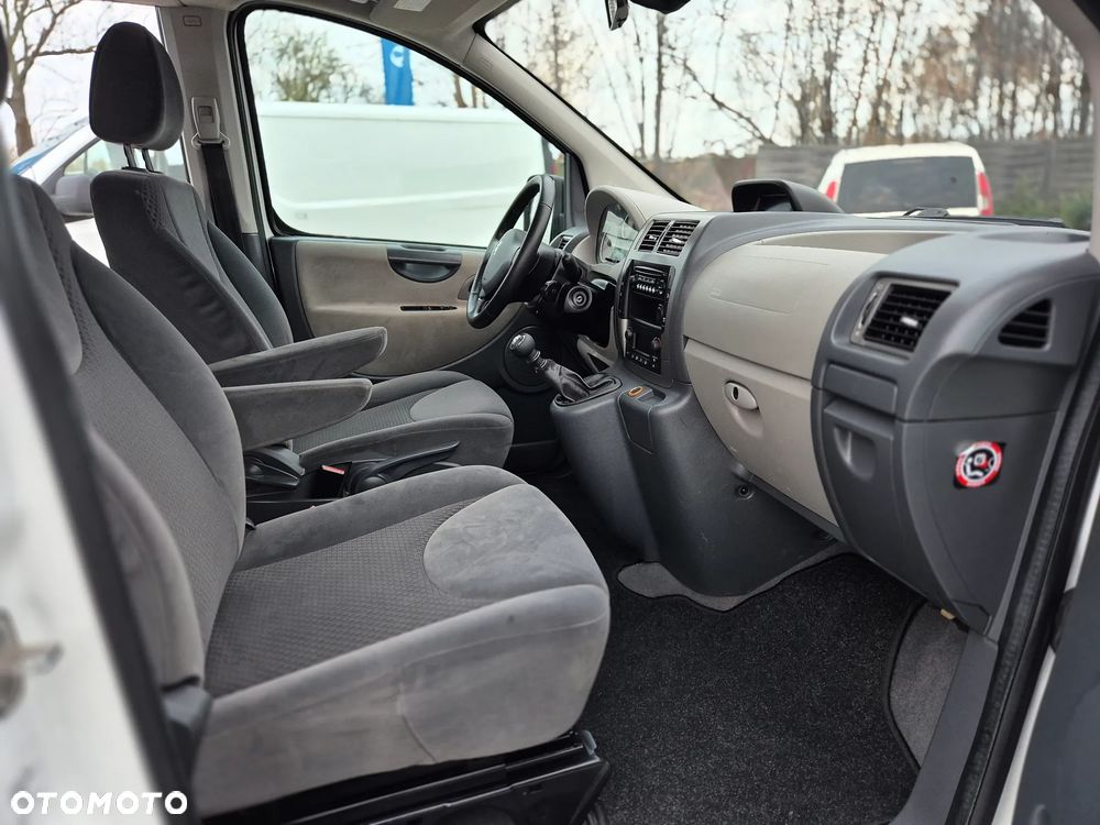 Peugeot Expert (8-Sitze) - 31