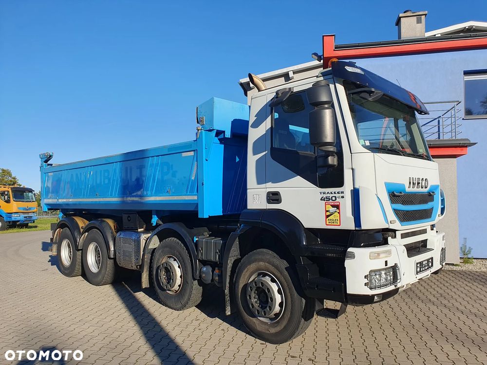 Iveco - 12