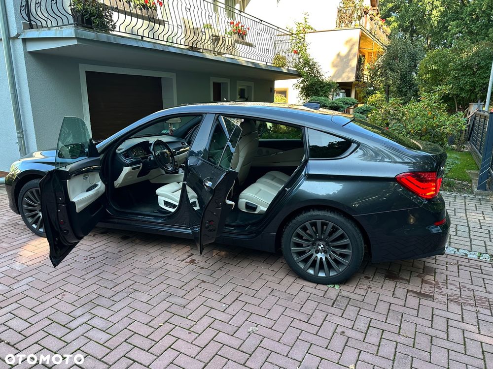BMW 5GT - 6