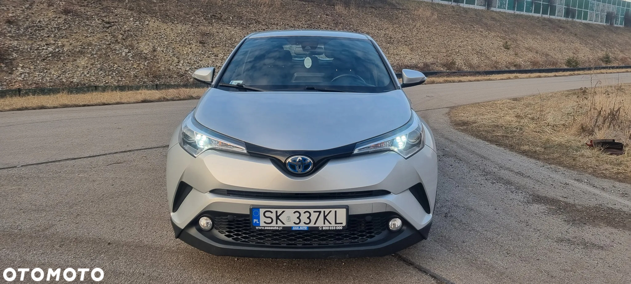 Toyota C-HR 1.8 Hybrid Dynamic - 2