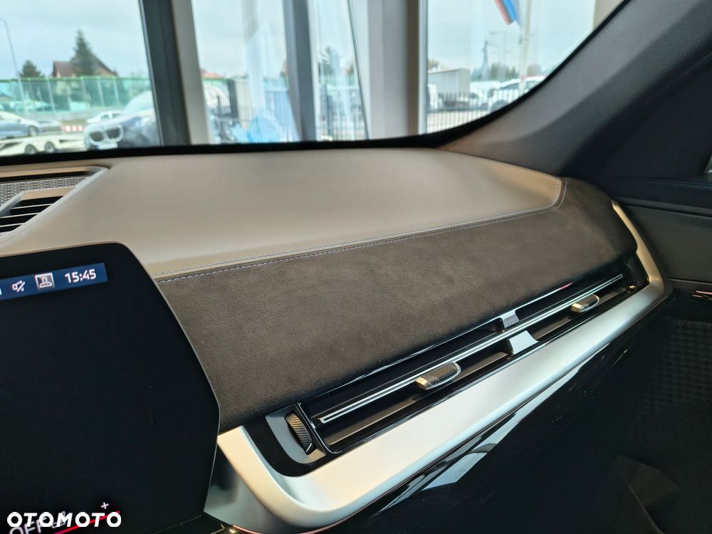 BMW X1 sDrive20i mHEV M Sport sport - 20