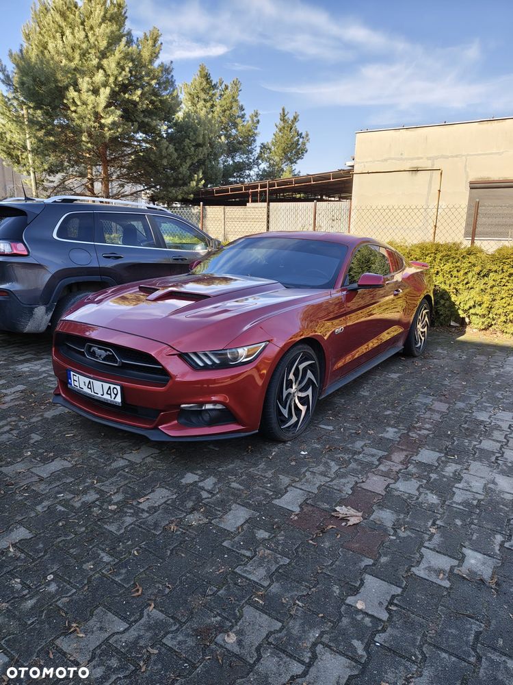 Ford Mustang 5.0 V8 GT - 5