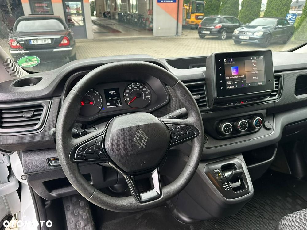 Renault Trafic - 18