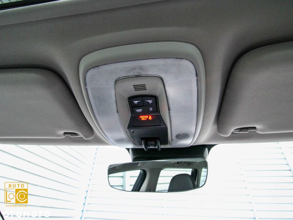 Volvo V70 D4 Drive-E Dynamic Summum - 33