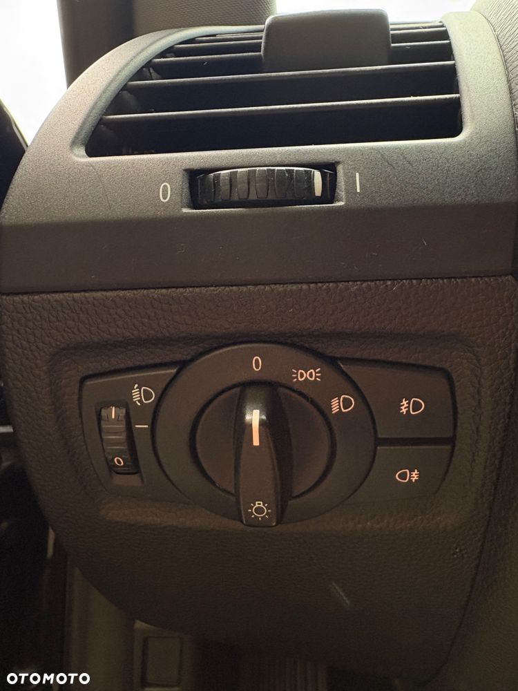 BMW Seria 1 116d - 21