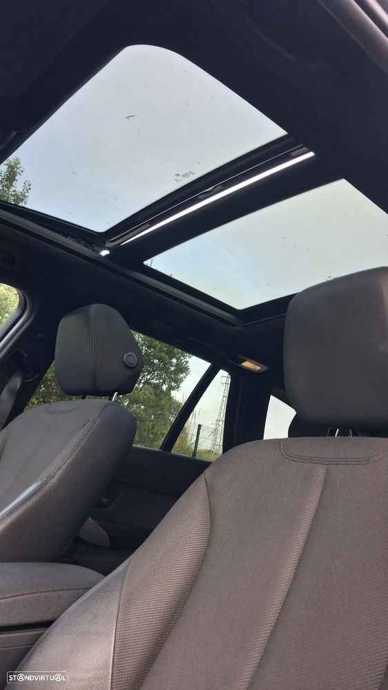 BMW 320 d Auto Line Luxury - 31
