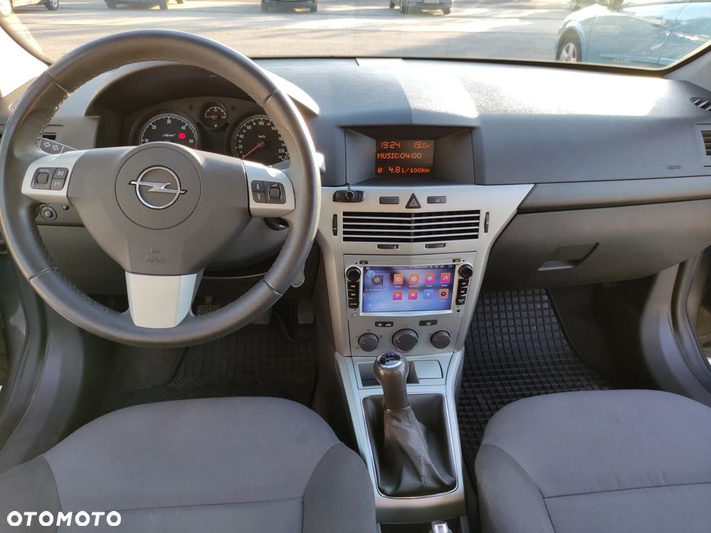Opel Astra 1.7 CDTI Essentia - 20