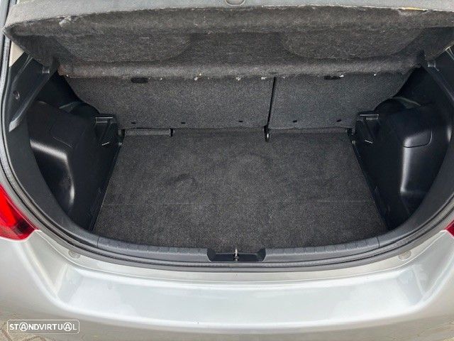 Toyota Yaris 1.0 VVT-i Comfort - 12