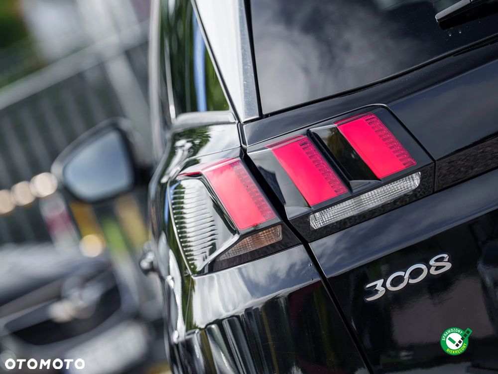 Peugeot 3008 1.5 BlueHDi Allure S&S - 11