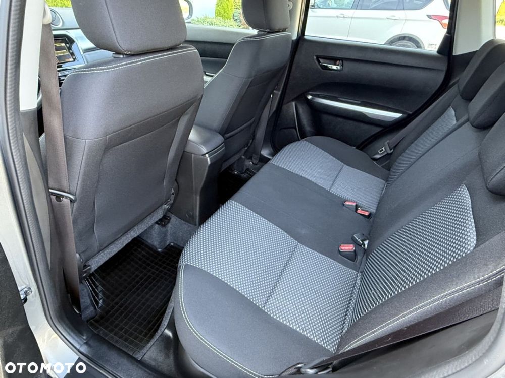 Suzuki Vitara 1.4 Boosterjet SHVS Premium 2WD - 31