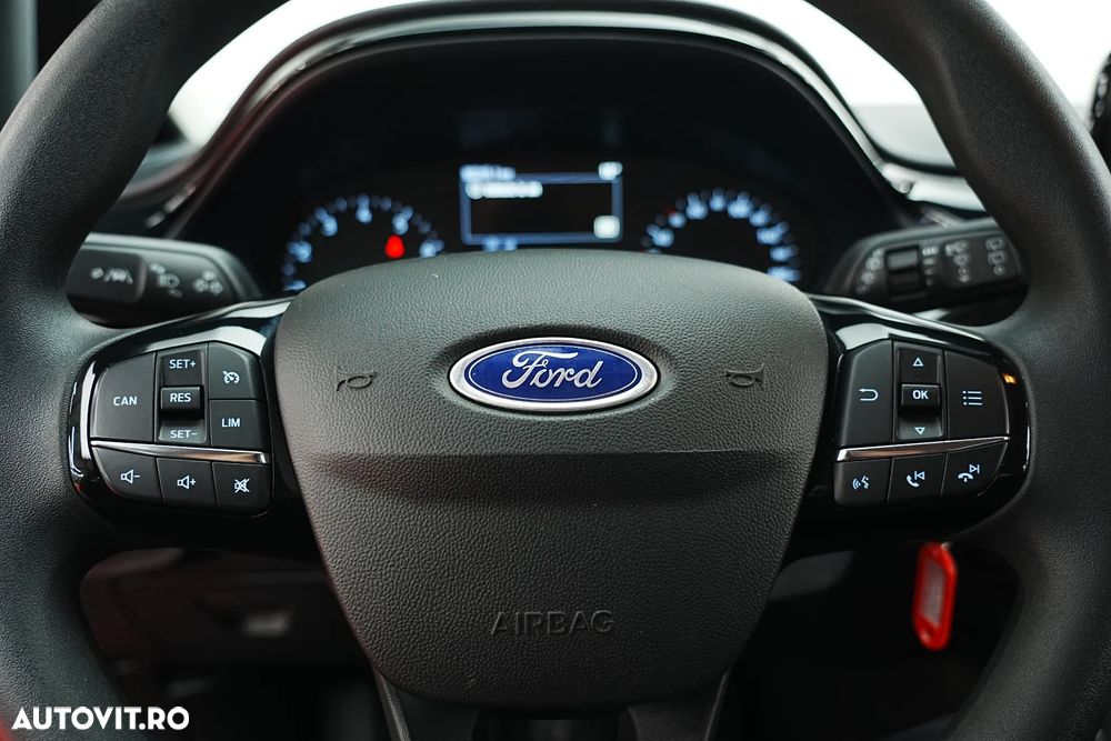 Ford Fiesta 1.0 EcoBoost S&S COOL&CONNECT - 29