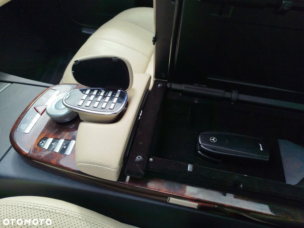 Mercedes-Benz Klasa S 500 4-Matic - 19