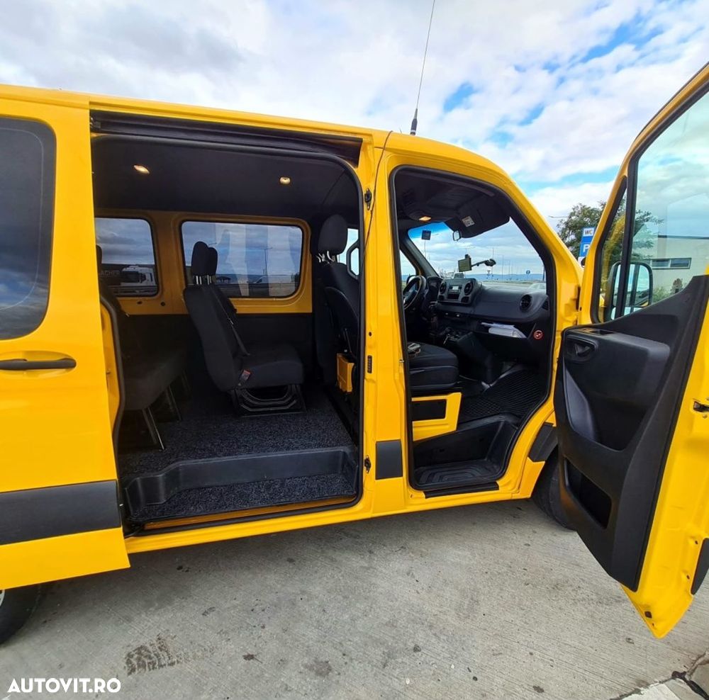 Mercedes-Benz Sprinter Tourer Standard HA CREW - 4