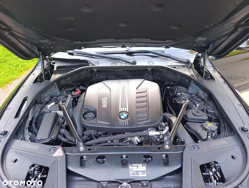 BMW 5GT 535d xDrive Tursimo Modern Line - 38