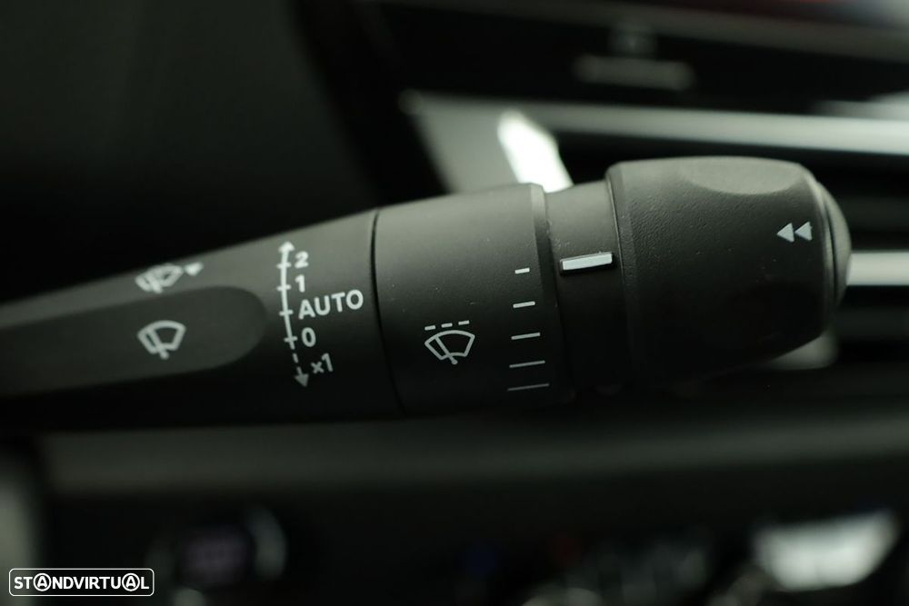 Citroën C4 1.2 PureTech Max EAT8 - 18