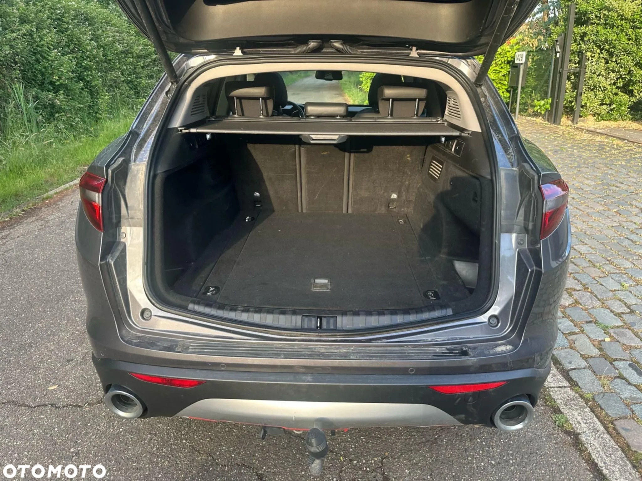 Alfa Romeo Stelvio - 14