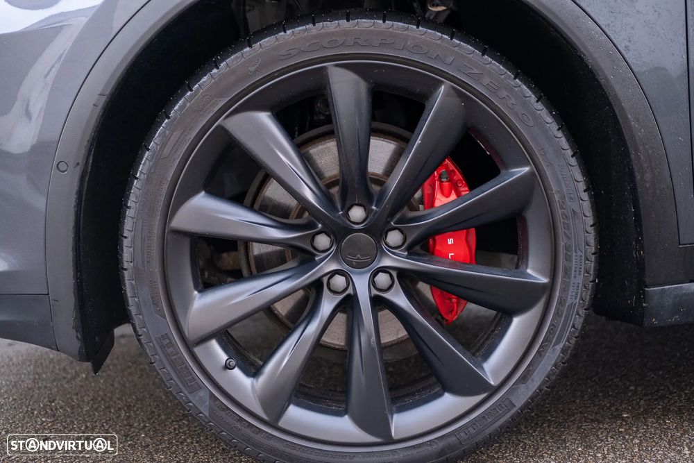 Tesla Model X Ludicrous Performance - 25