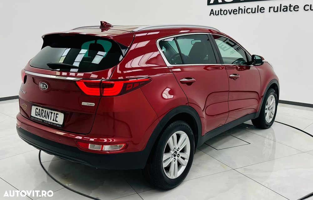 Kia Sportage 1.6 GDI 2WD Dream-Team Edition - 4