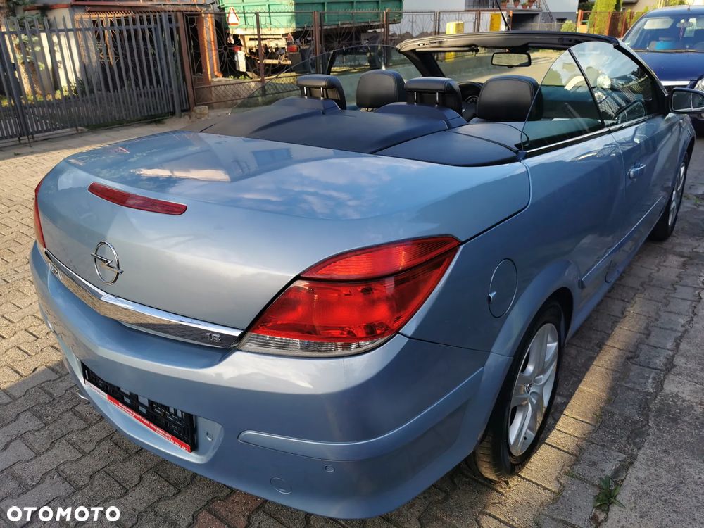Opel Astra 1.8 Cosmo - 2