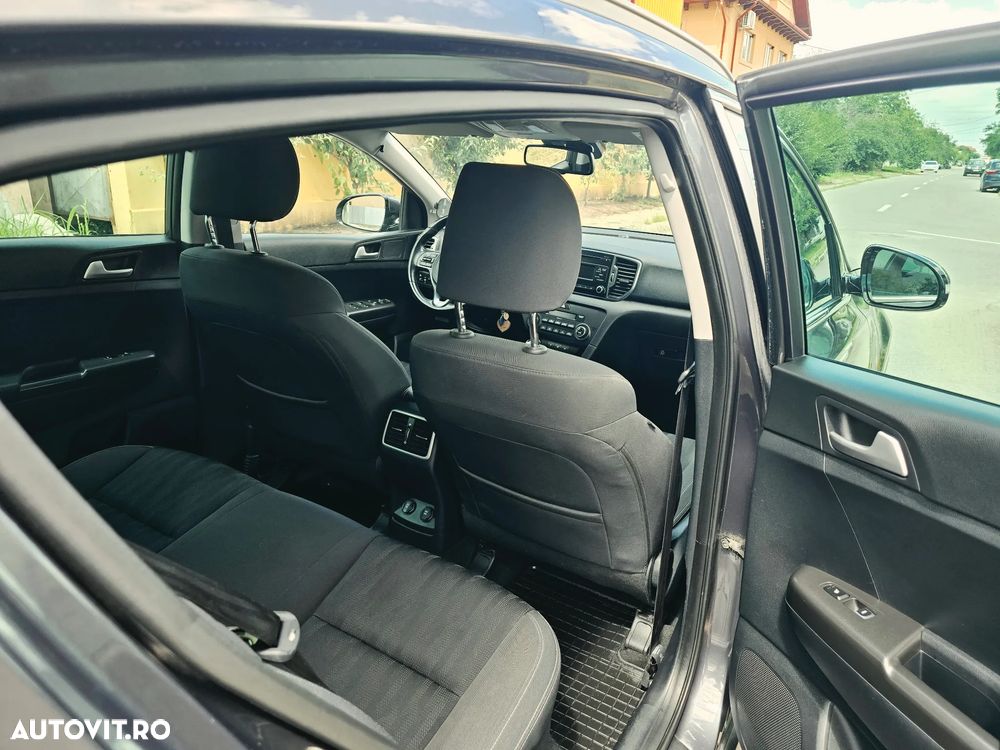 Kia Sportage 1.6 GDI 6MT 4x2 Classic - 13