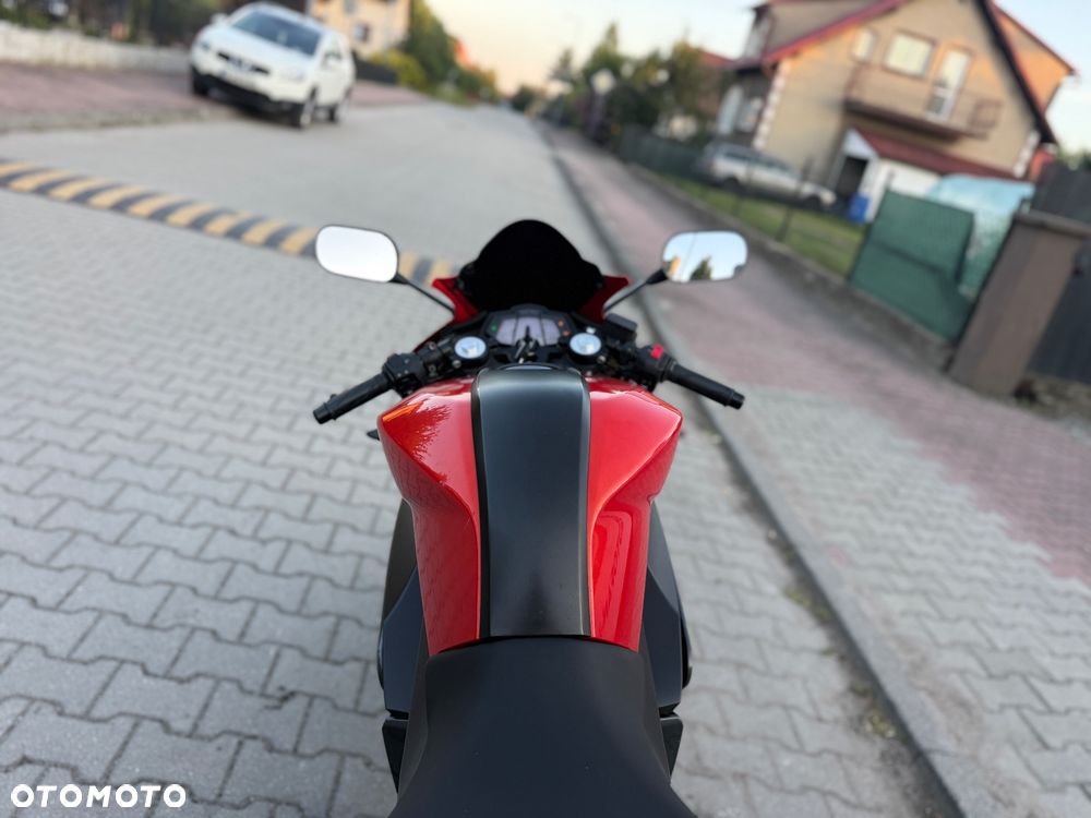 Yamaha YZF - 16