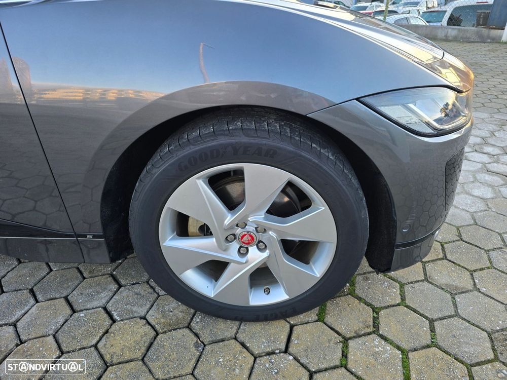 Jaguar I-Pace EV400 R-Dynamic SE AWD - 8