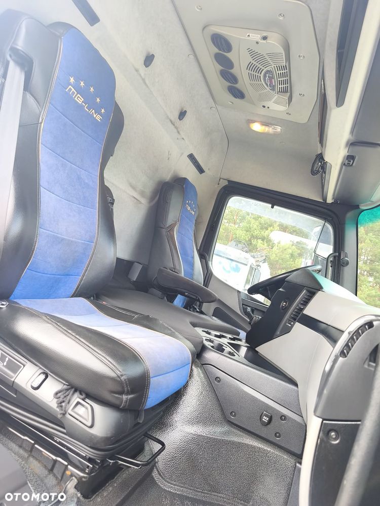 Mercedes-Benz 1843 Antos 2015 hydraulika waga 6378 kg Mały przebieg ASO Polska kabina krótka dzienna standard - 13