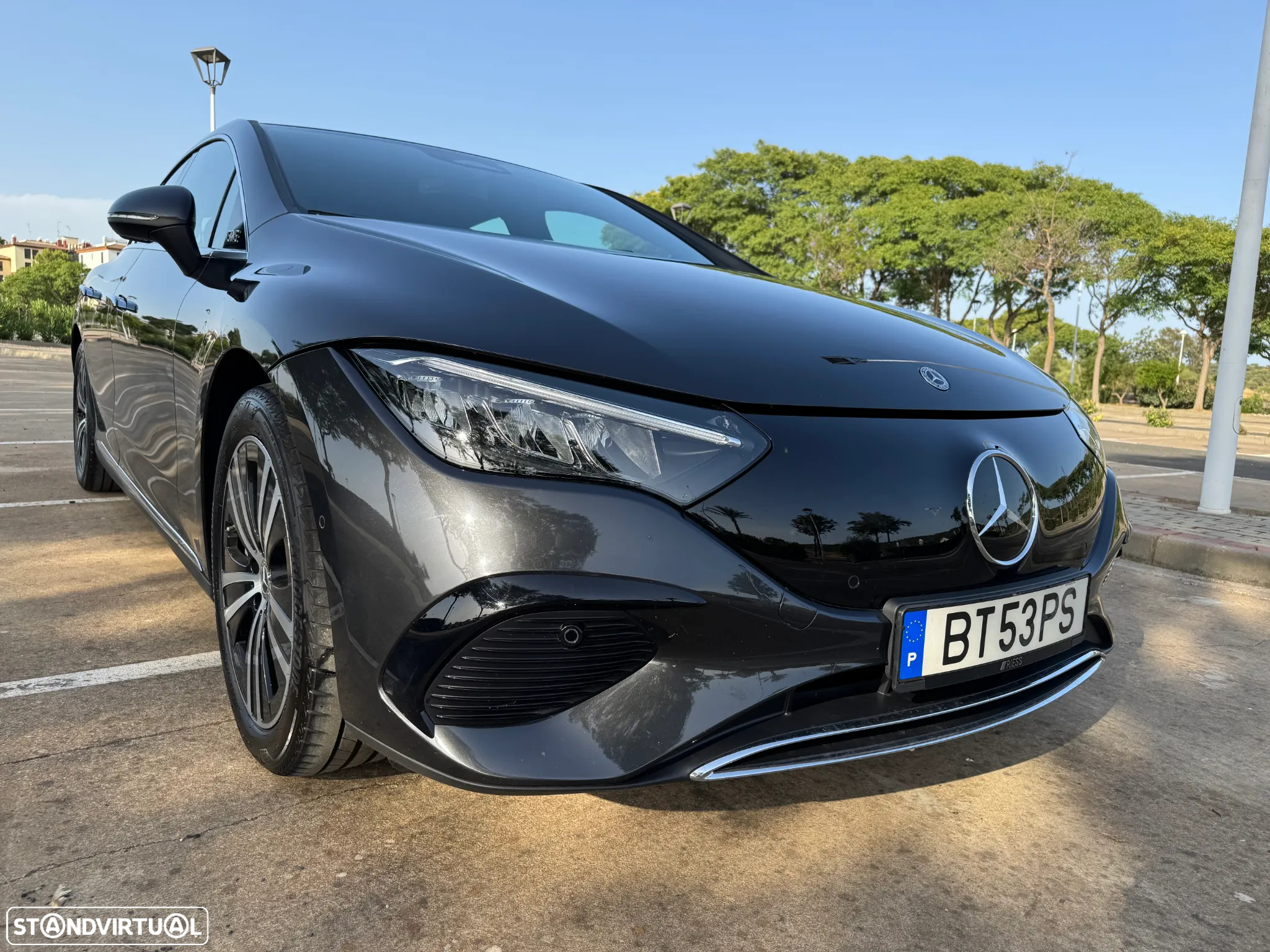 Mercedes-Benz EQE 300 Edition Electric Art - 3