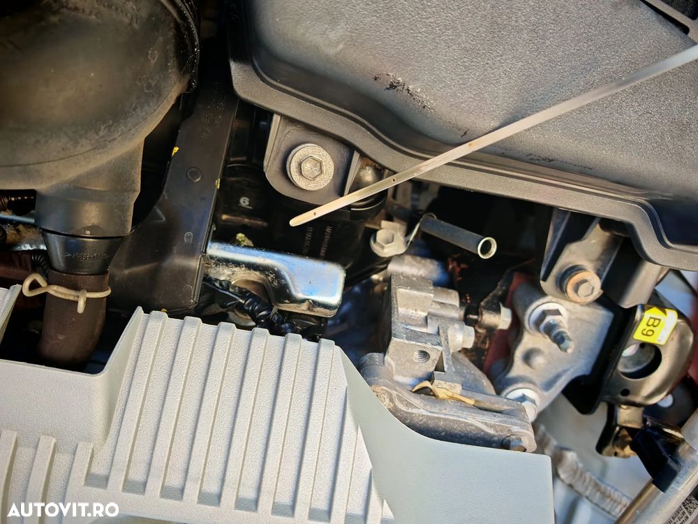 Toyota Auris - 16