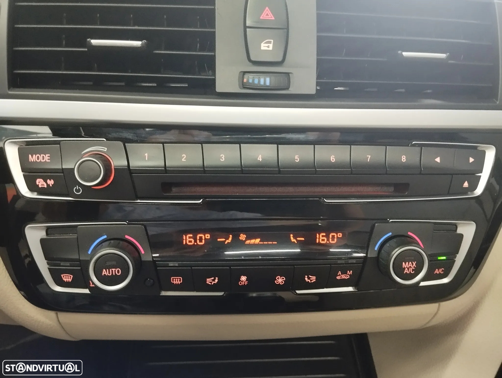 BMW 320 d Touring EfficientDynamics - 37