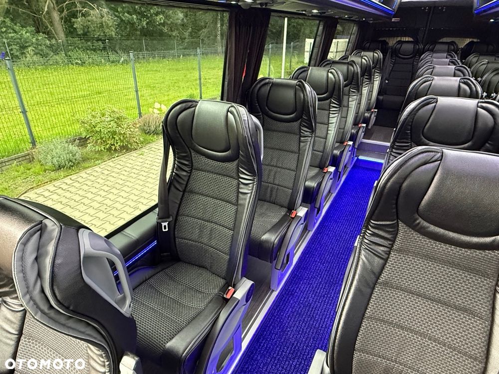 Mercedes-Benz Sprinter 519 Panoramic Line | JD - 15