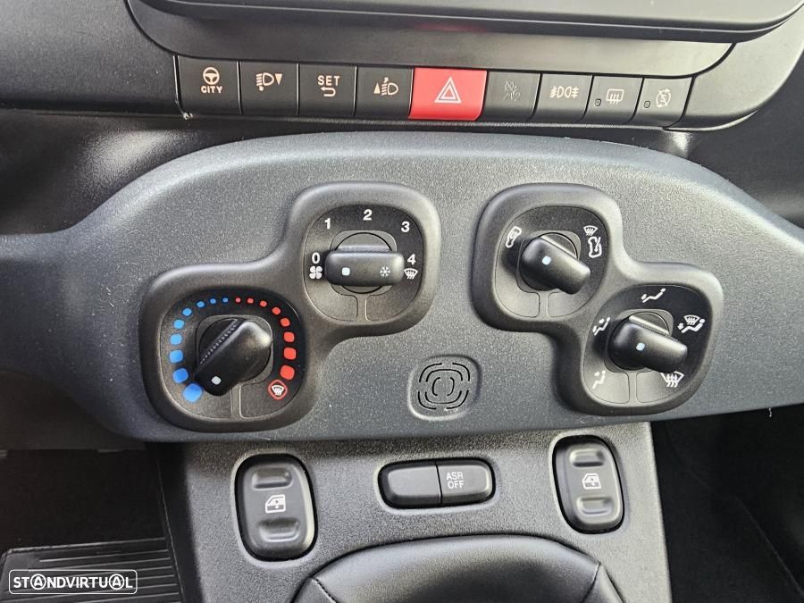Fiat Panda 1.0 Hybrid City Cross - 22