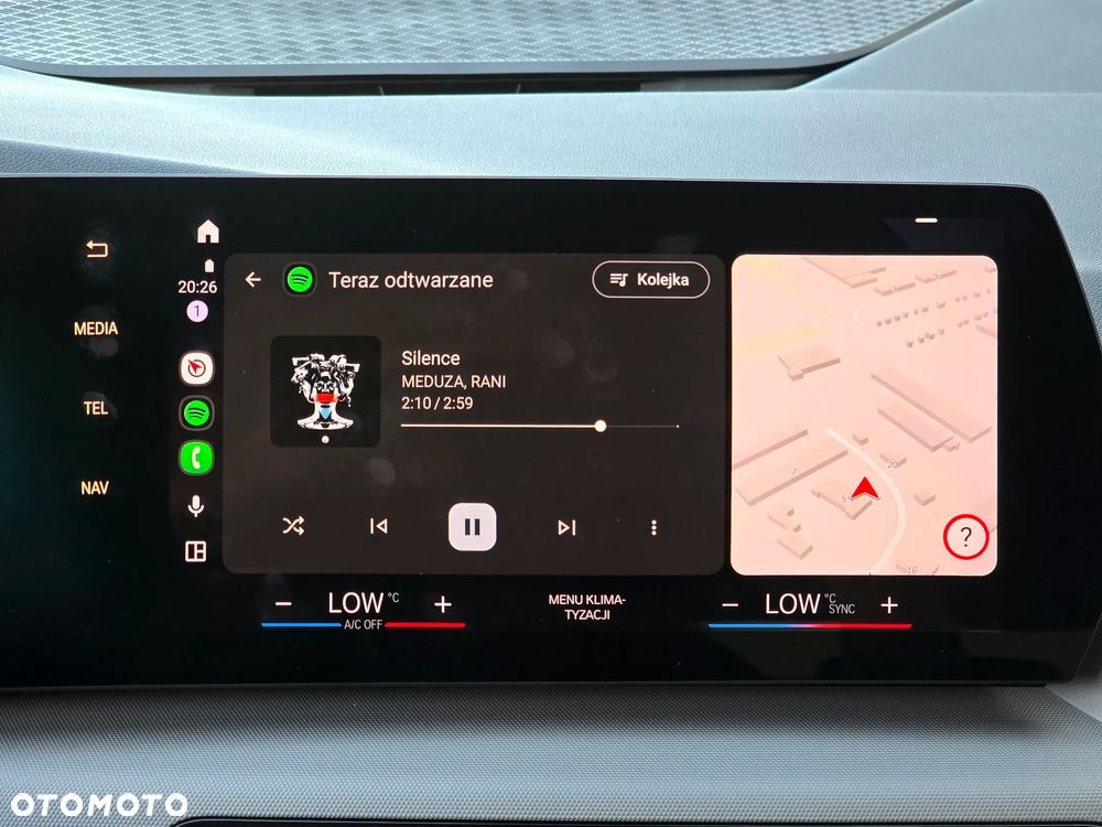 BMW Seria 2 218i - 22