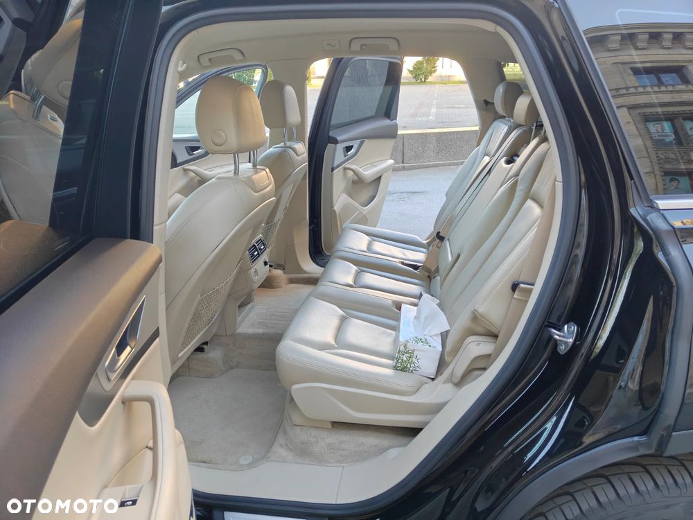 Audi Q7 - 15