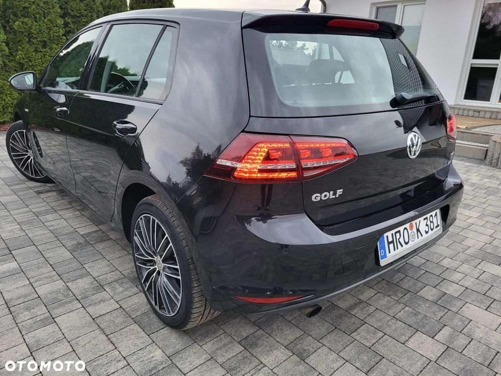 Volkswagen Golf 1.2 TSI BlueMotion Technology Cup - 6