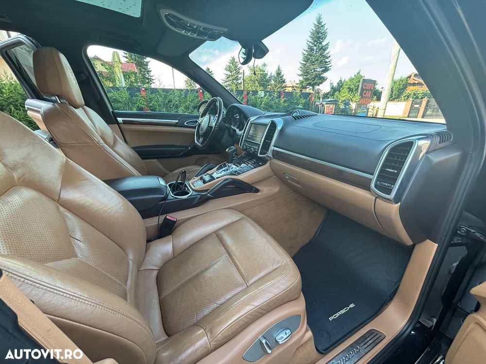 Porsche Cayenne 3.0TD TipTronic - 7