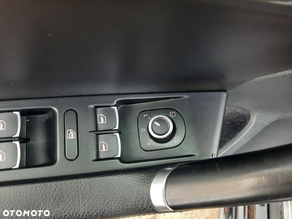 Volkswagen Passat 2.0 TDI DSG BlueMotion Technology Highline - 22