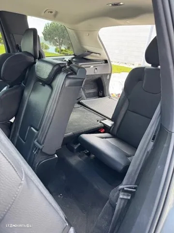 Volvo XC 90 2.0 T8 PHEV Momentum Plus AWD - 4