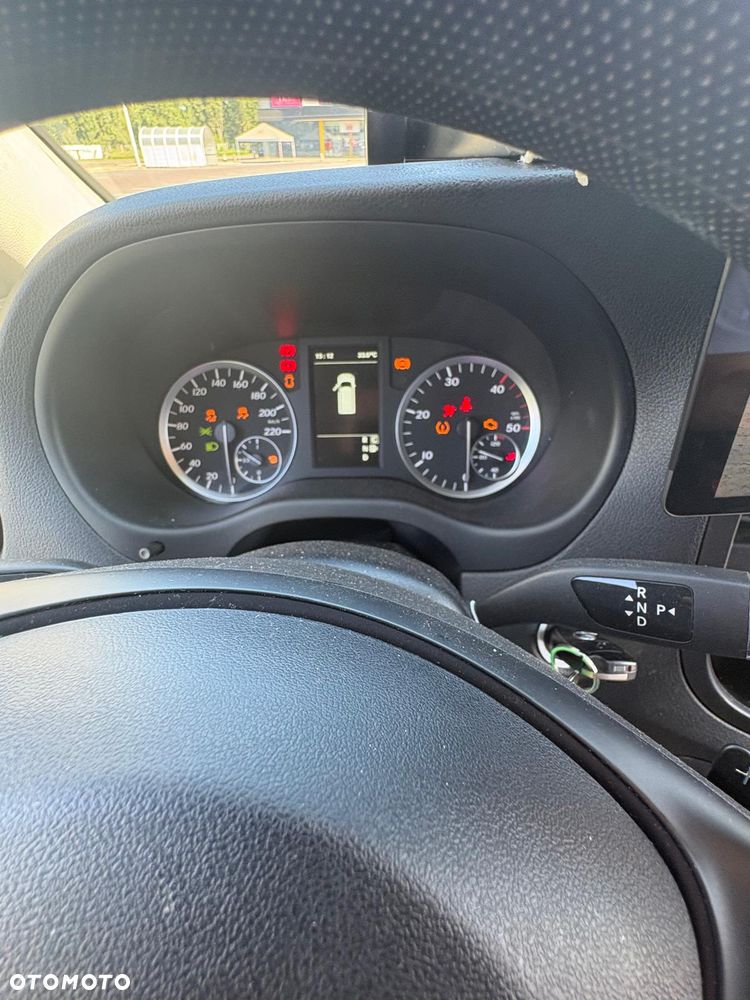 Mercedes-Benz Vito - 12