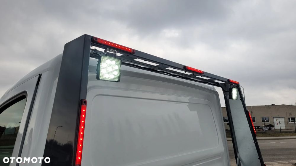 Mercedes-Benz Sprinter - 27