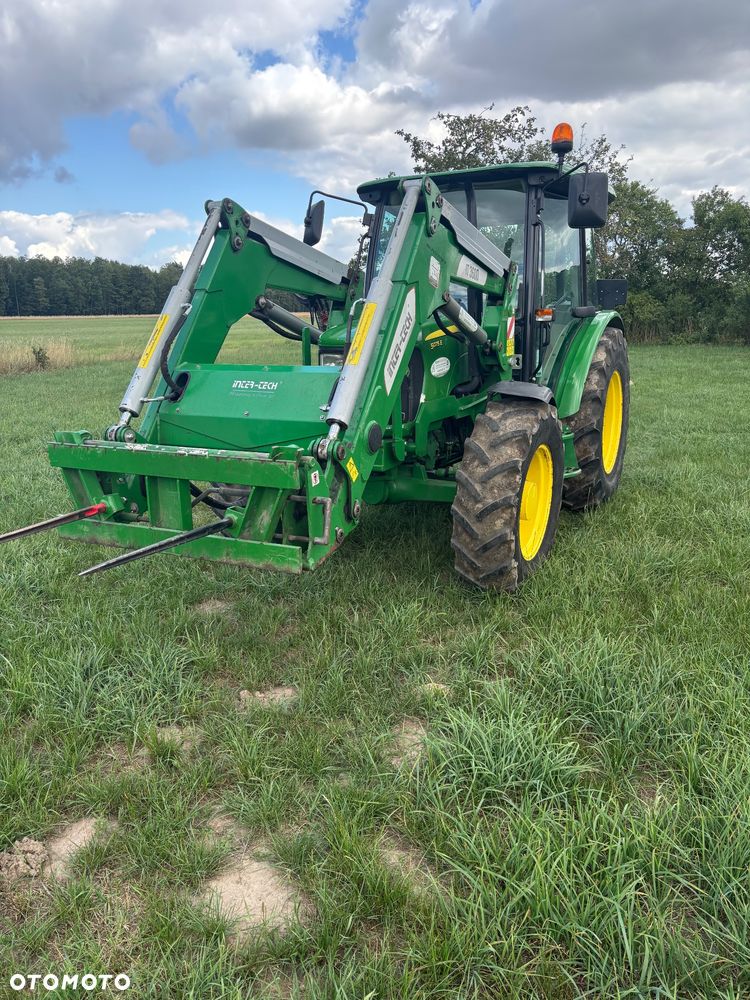 John Deere 5075E - 2