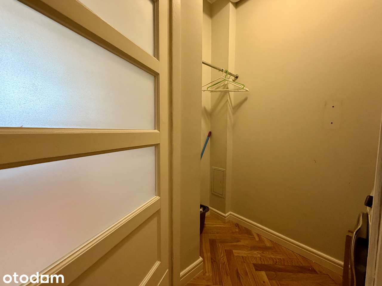 Al. 3 Maja 2 | 77 m² | 3 pokoje | 2. piętro | Powiśle