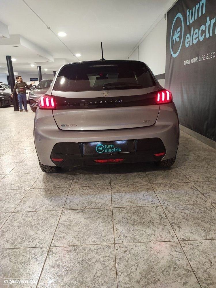 Peugeot e-208 50 kWh GT - 5
